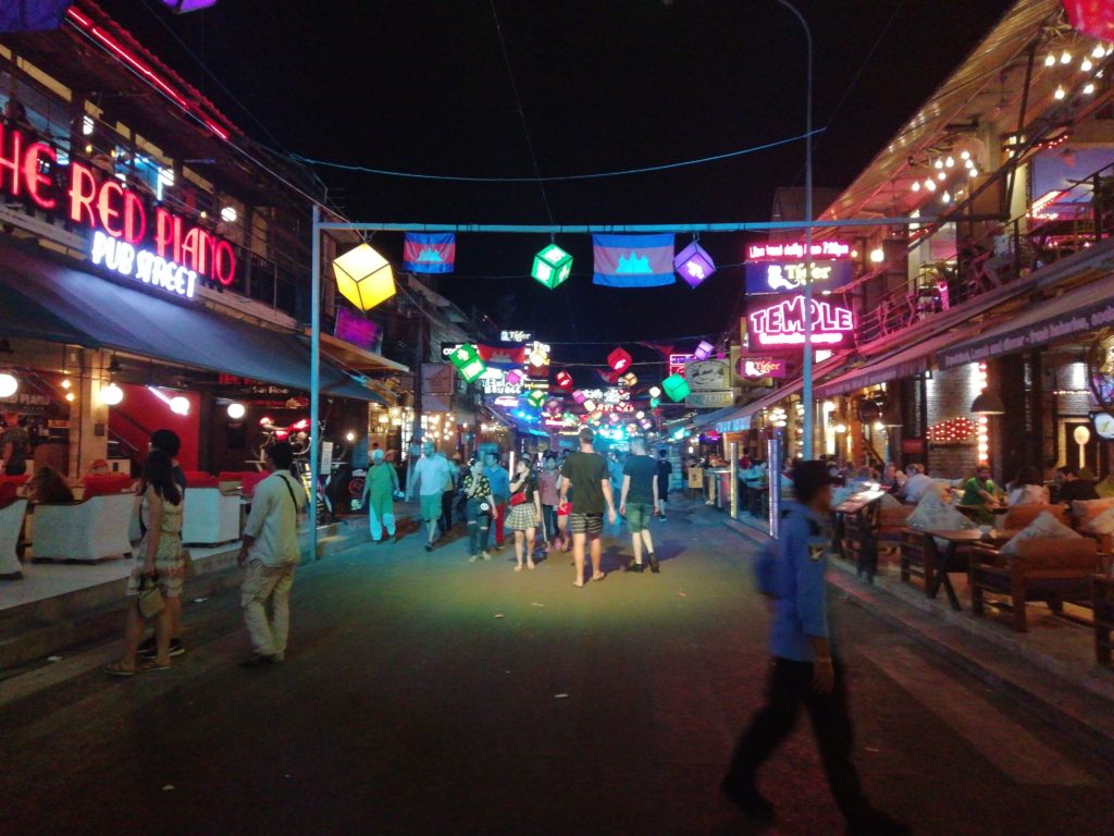 シュムリアップパブストリート