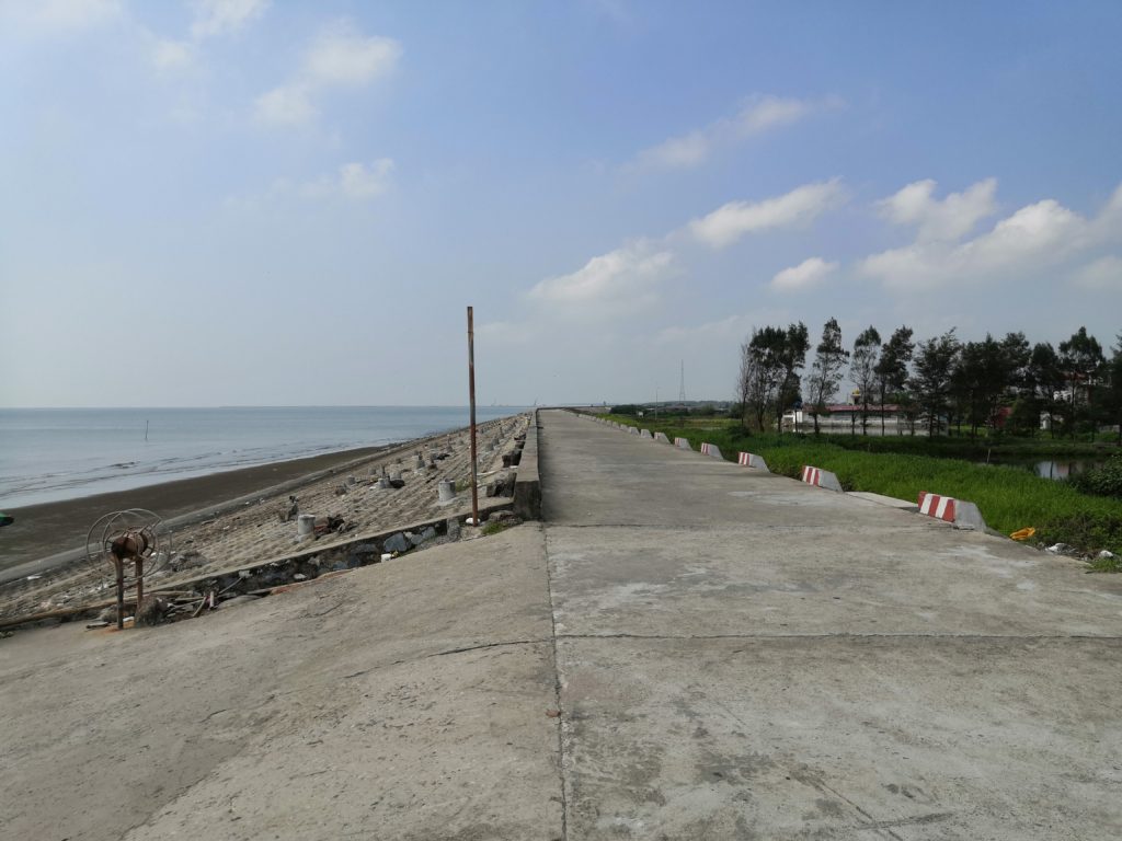 ティンロンビーチ