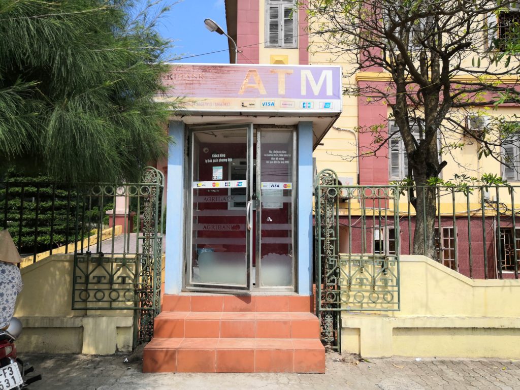 ティンロンビーチ