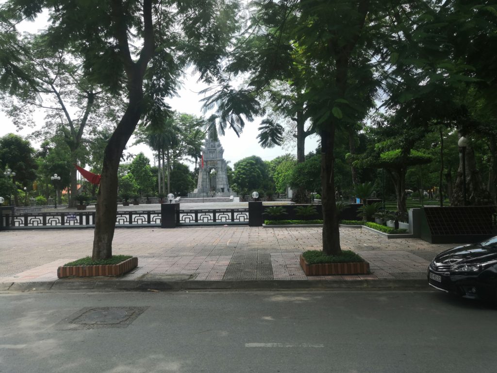 ティンロンビーチ